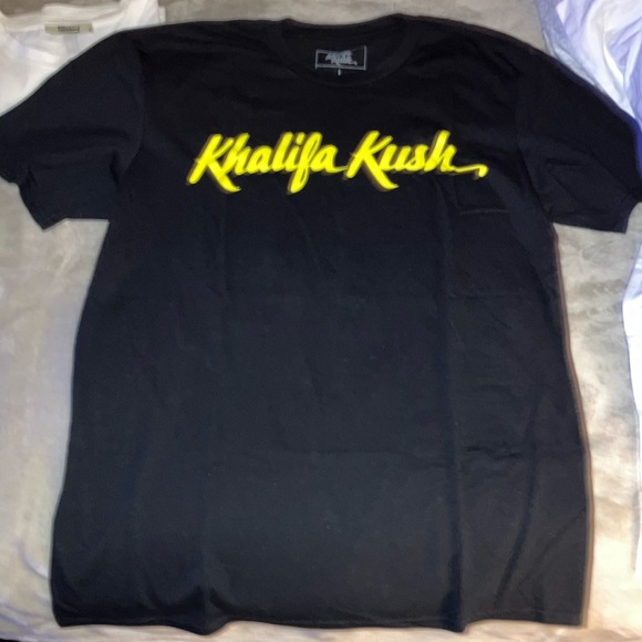 Large Black t-shirt - Picture 1 of 3
